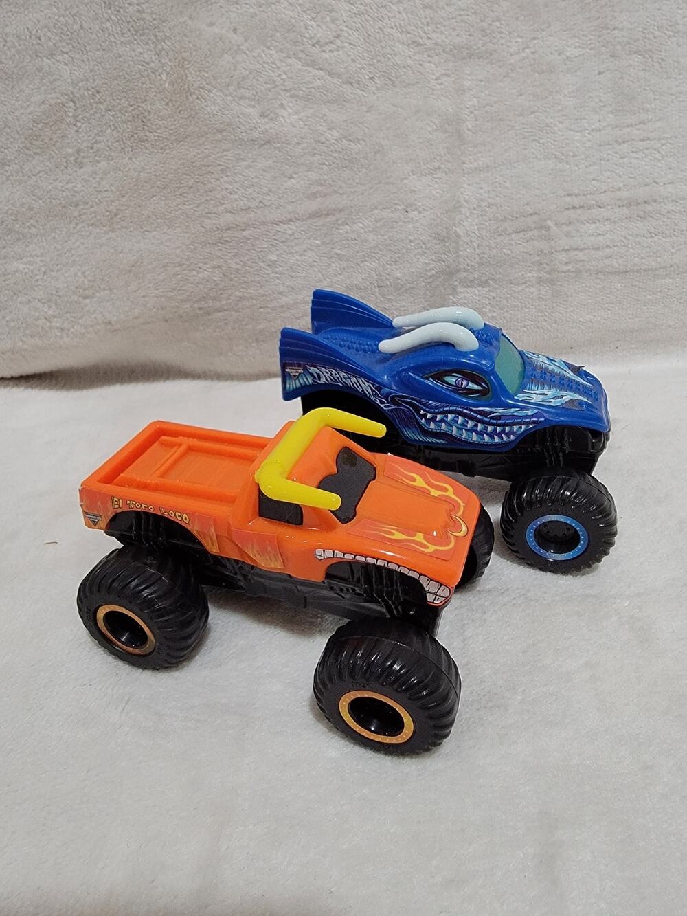 2019 Monster Jam El Toro Loco Truck # 4 McDonald’s Happy Meal Toy Hot Wheels Set